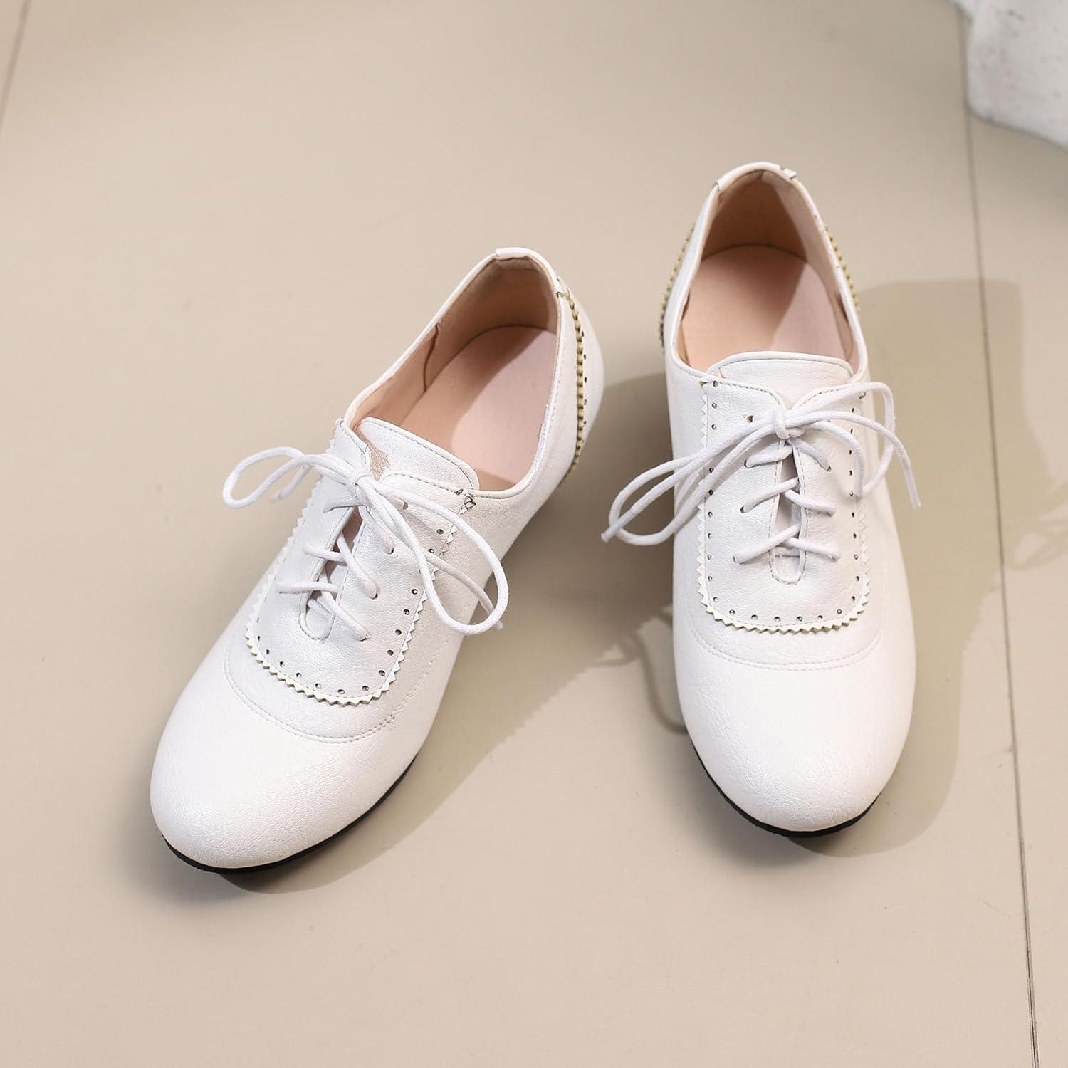 imageSHEMEE Vintage Kitten Heels Oxford Pumps for Women Stacked Cone Heel Victorian Witch Shoes LaceUp Brogues Work Office ShoeWhite 502